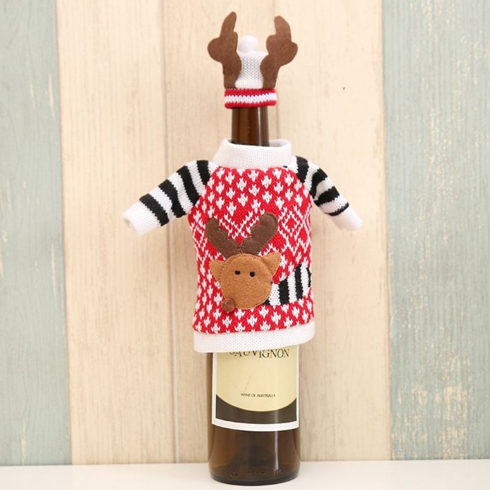 Holiday Reindeer sweater bottle topper